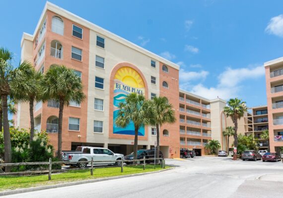 Beach Place Condos at John’s Pass: Why Guests Love Staying Steps From the Village